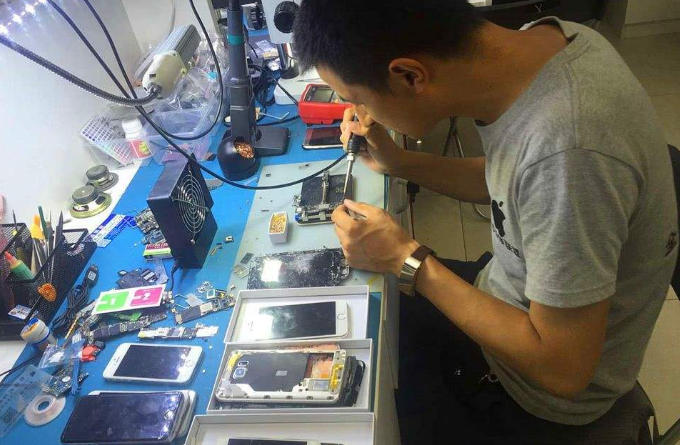 探索同城手机维修的最佳选择