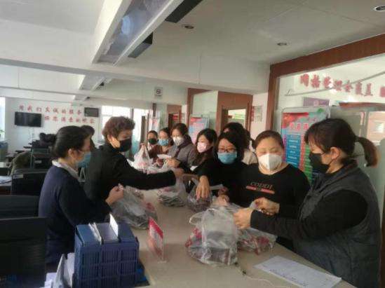 疫情中的温暖瞬间，众志成城，共克时艰